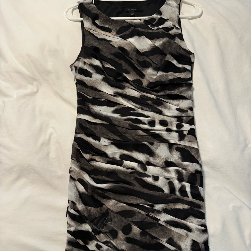 Ann Taylor fitted dress